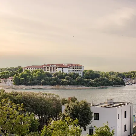 Tomisha Διαμέρισμα Pjescana Uvala