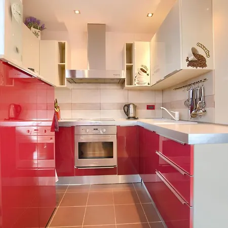 公寓 Tomisha 普耶斯察纳乌瓦拉