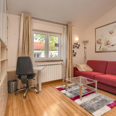 Tomisha Pjescana Uvala